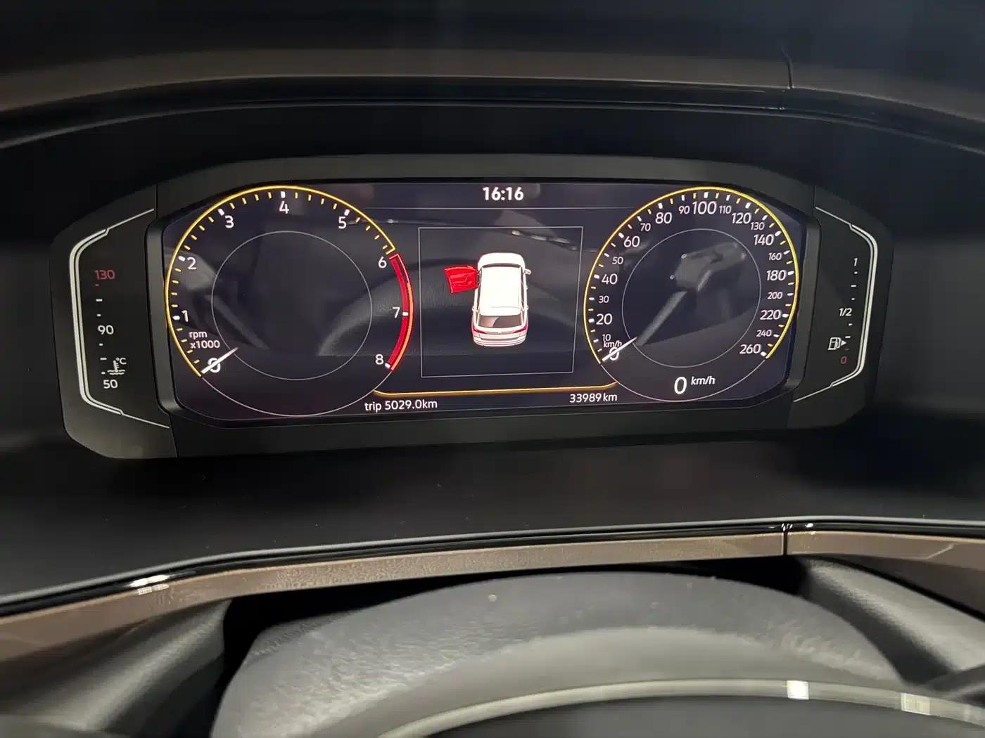 Tharu 2022 280TSI 2WD Luxury Edition — миниатюра 5