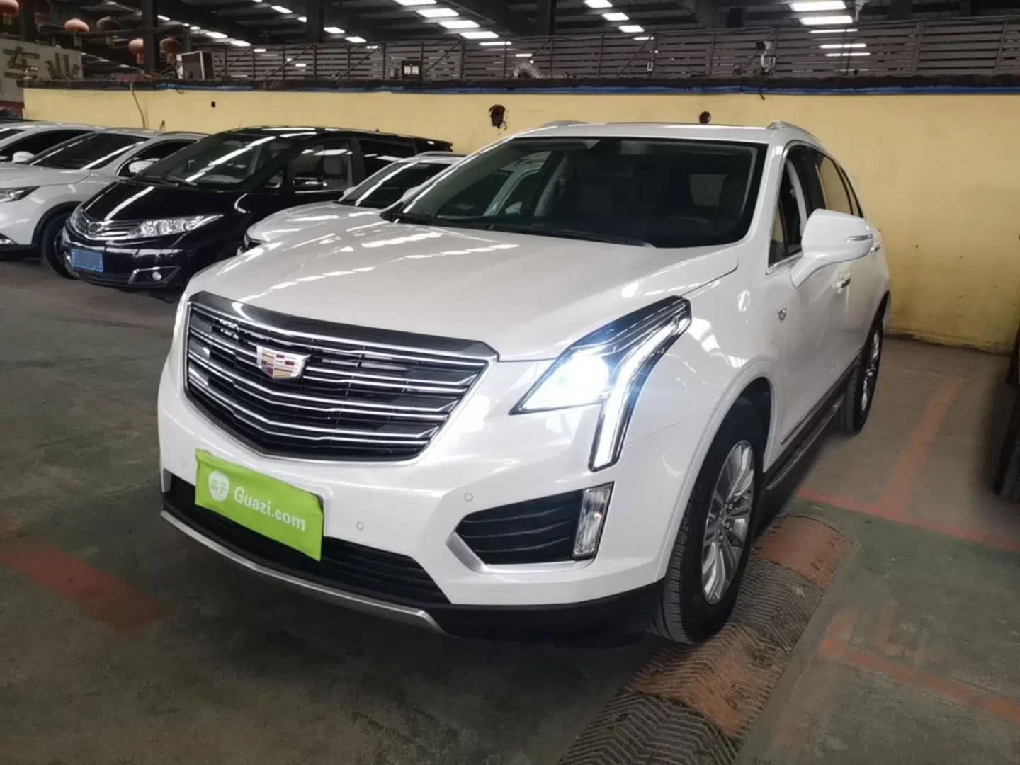 Cadillac XT5 2017 Anniversary Edition 25T Luxury Model — миниатюра 1
