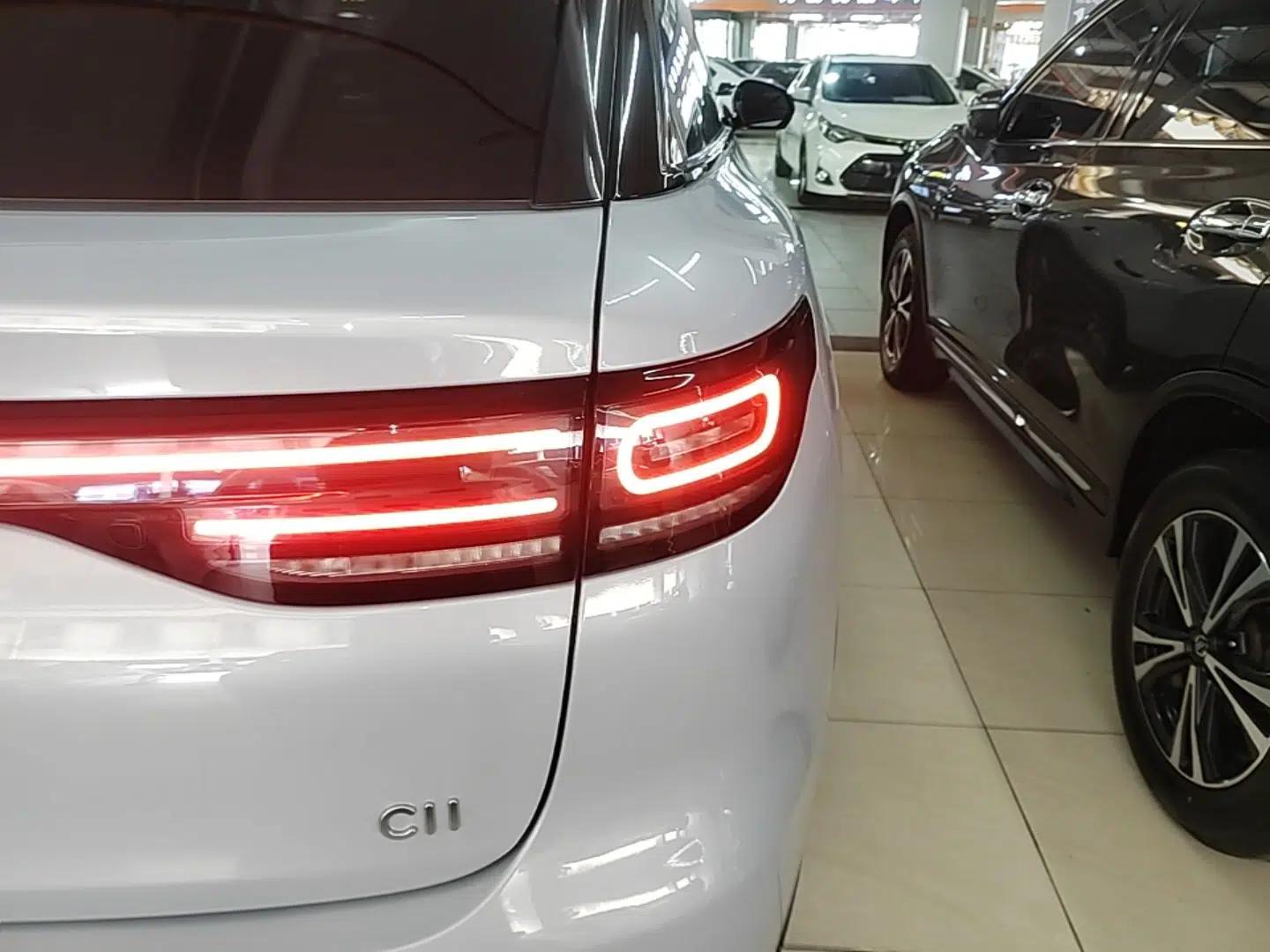 Leapmotor C11 2023 Range-Extended 200 Comfort Edition — миниатюра 7