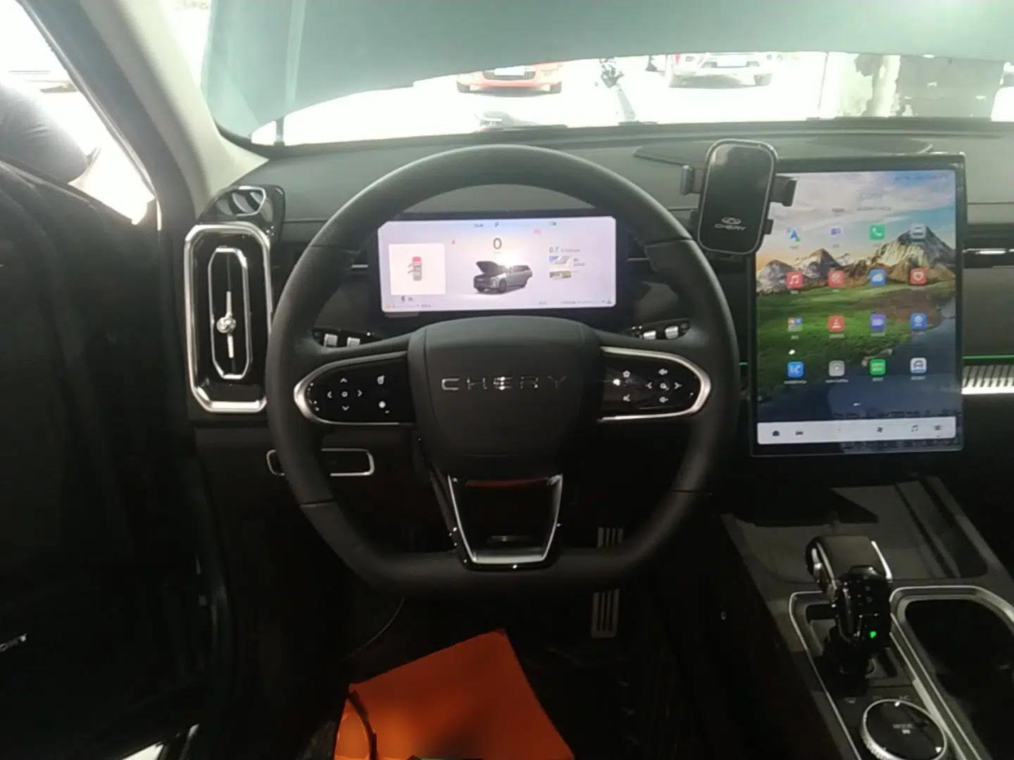 Chery Explore 06 2023 Urban Edition 1.6T Two-Wheel Drive Luxury — миниатюра 14