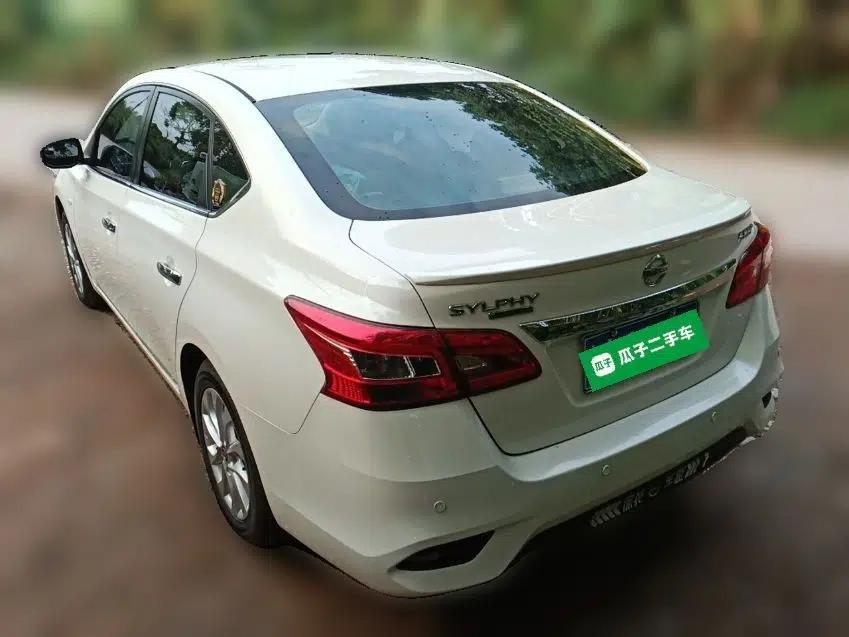 Nissan Sylphy 2022 Classic 1.6XL CVT Luxury Edition — миниатюра 4