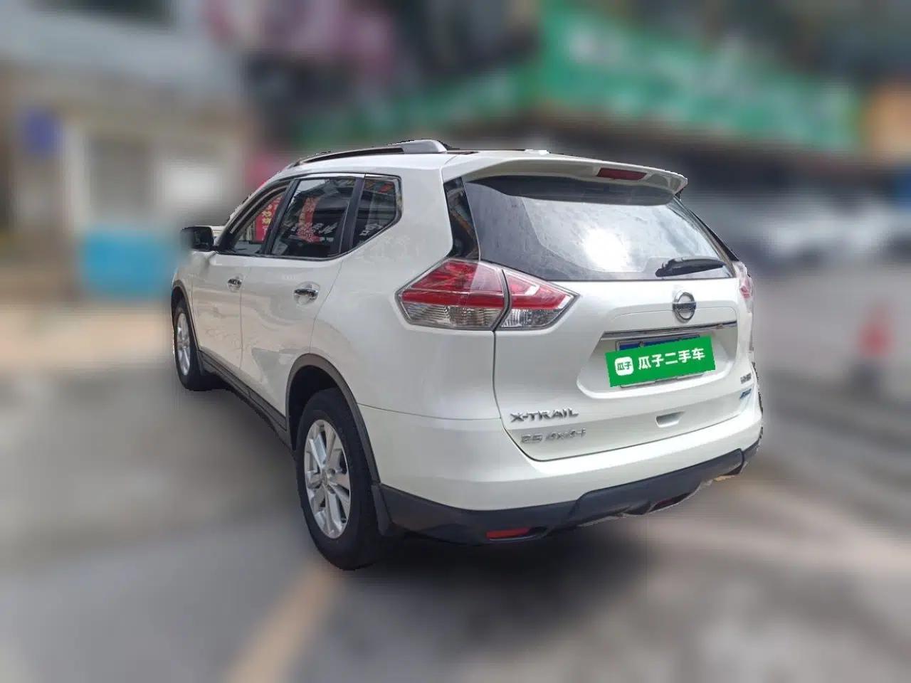 Nissan X-Trail 2014 2.5L CVT Luxury Edition 4WD — миниатюра 4