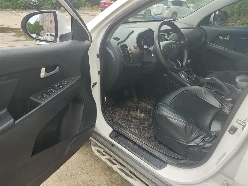 2015 Kia Sportage 2.0L Automatic 2WD GL — миниатюра 16