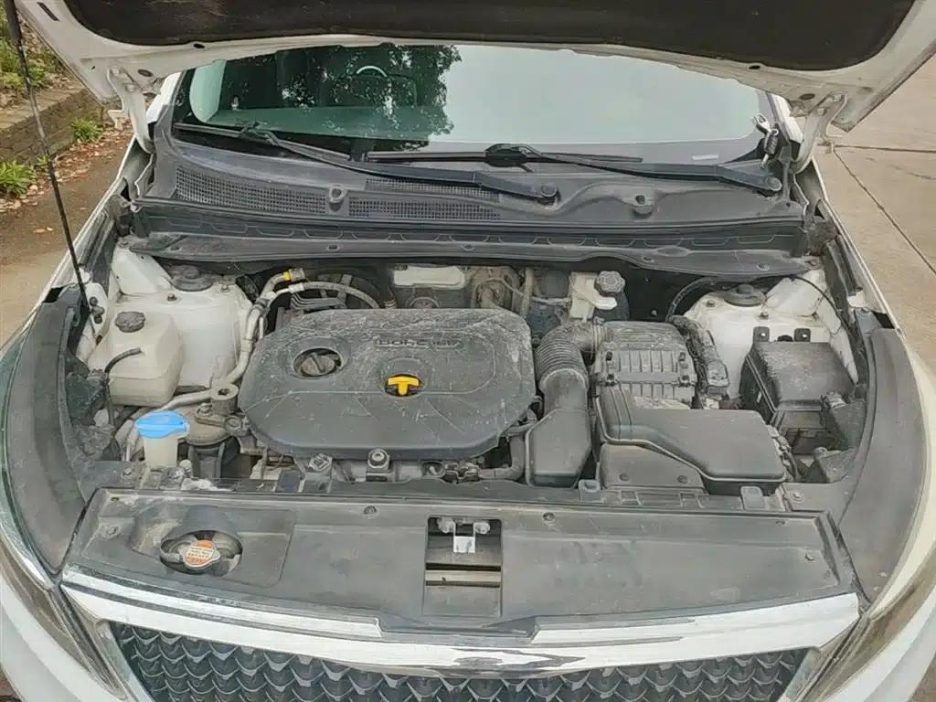 2015 Kia Sportage 2.0L Automatic 2WD GL — миниатюра 20