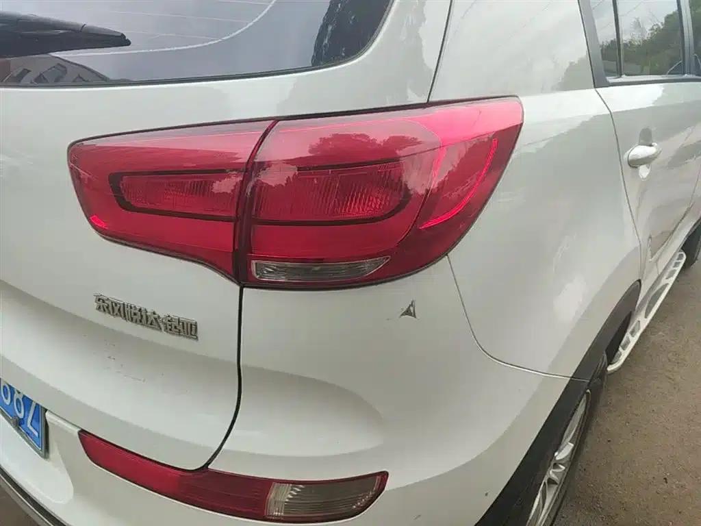 2015 Kia Sportage 2.0L Automatic 2WD GL — миниатюра 8