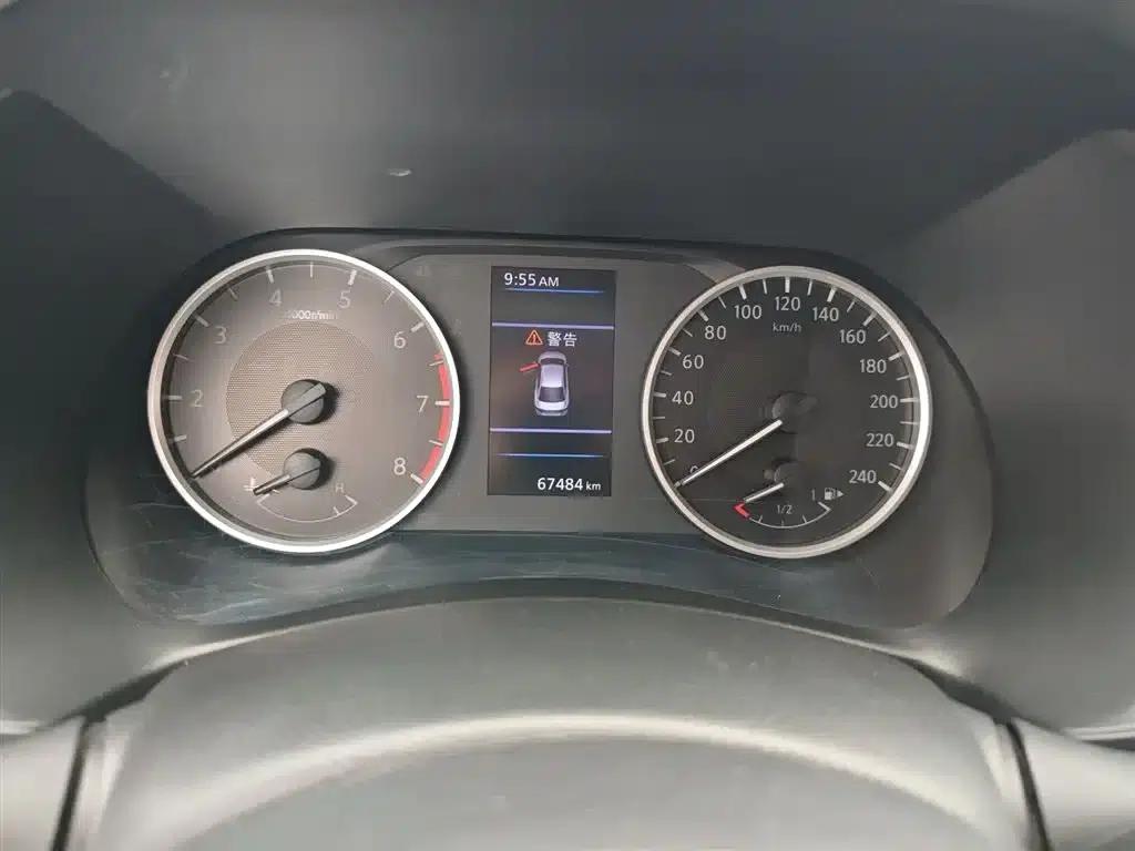 Nissan Sylphy 2020 1.6L XL CVT Enjoy Edition — миниатюра 11