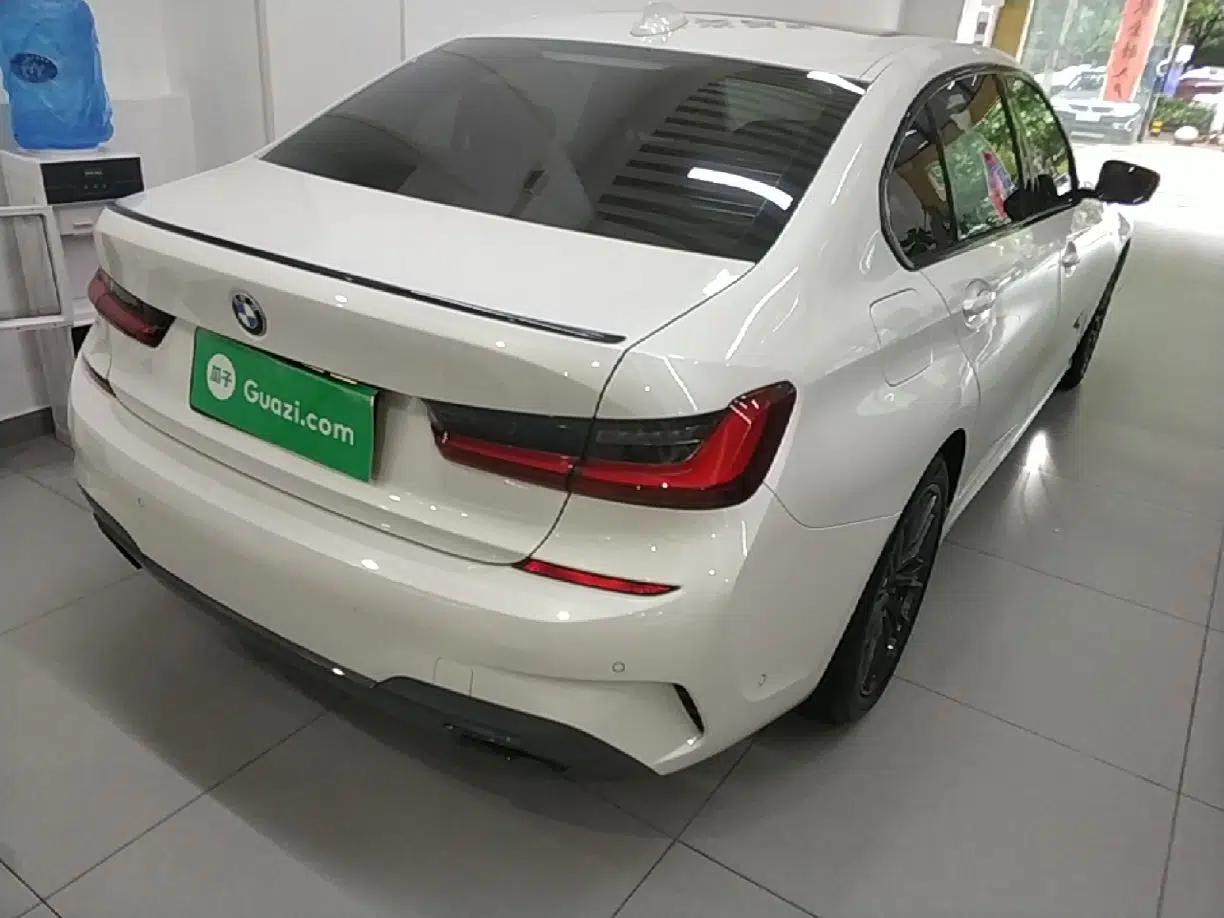 BMW 3 Series 2022 Restyled 325Li M Sport Night Edition Package — миниатюра 6