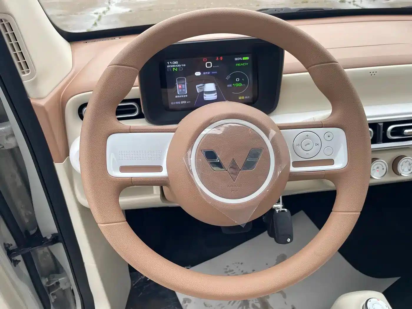 Hongguang MINIEV 2024 Third Generation 215km/h Youth Edition — миниатюра 11