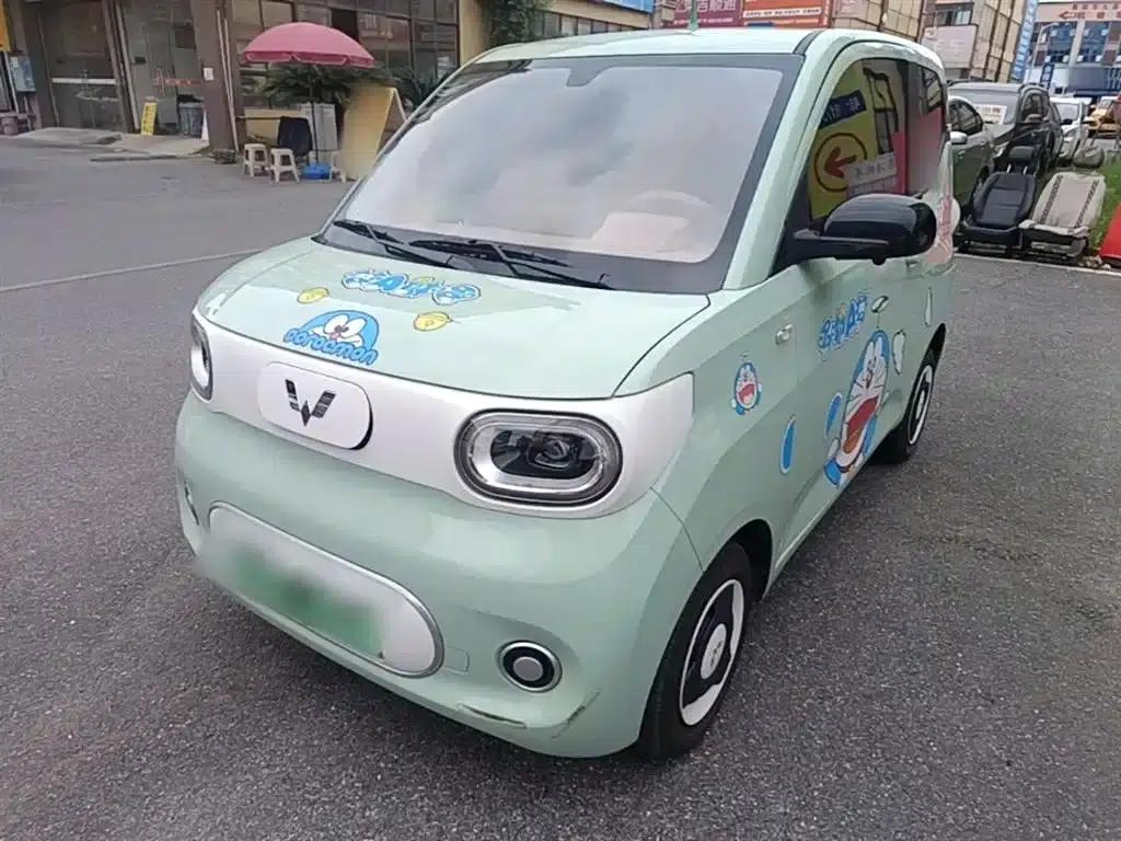 Hongguang MINIEV 2024 Third Generation 215km/h Youth Edition — миниатюра 2