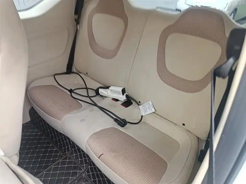 Hongguang MINIEV 2024 Third Generation 215km/h Youth Edition — миниатюра 17