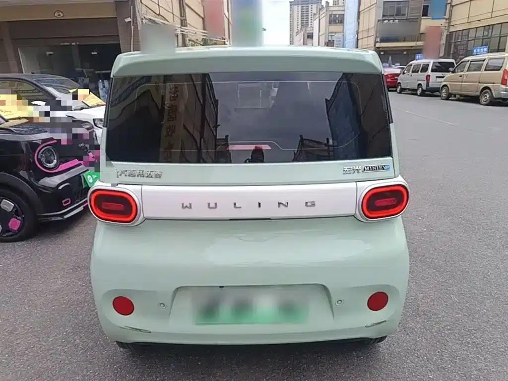 Hongguang MINIEV 2024 Third Generation 215km/h Youth Edition — миниатюра 6