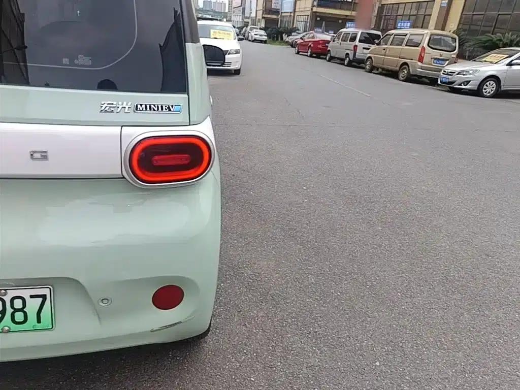 Hongguang MINIEV 2024 Third Generation 215km/h Youth Edition — миниатюра 8