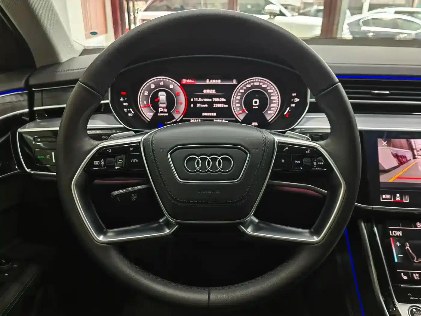 2025 Audi A8 A8L 50 TFSI quattro Premium Edition — миниатюра 12