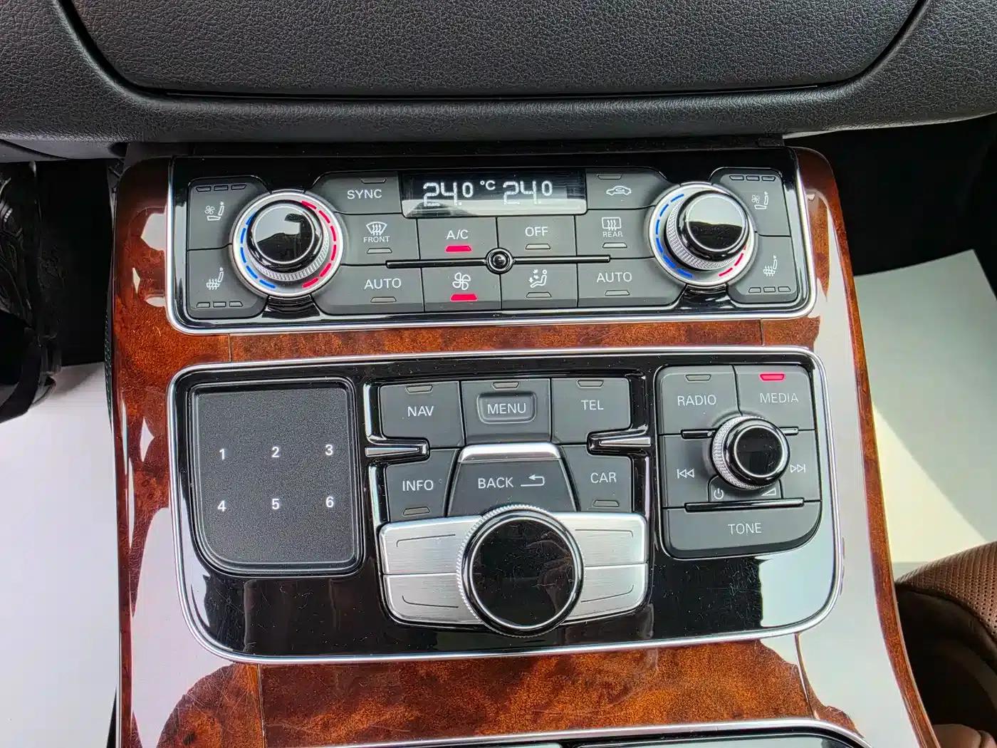 2013 Audi A8 A8L 45 TFSI quattro Luxury — миниатюра 8