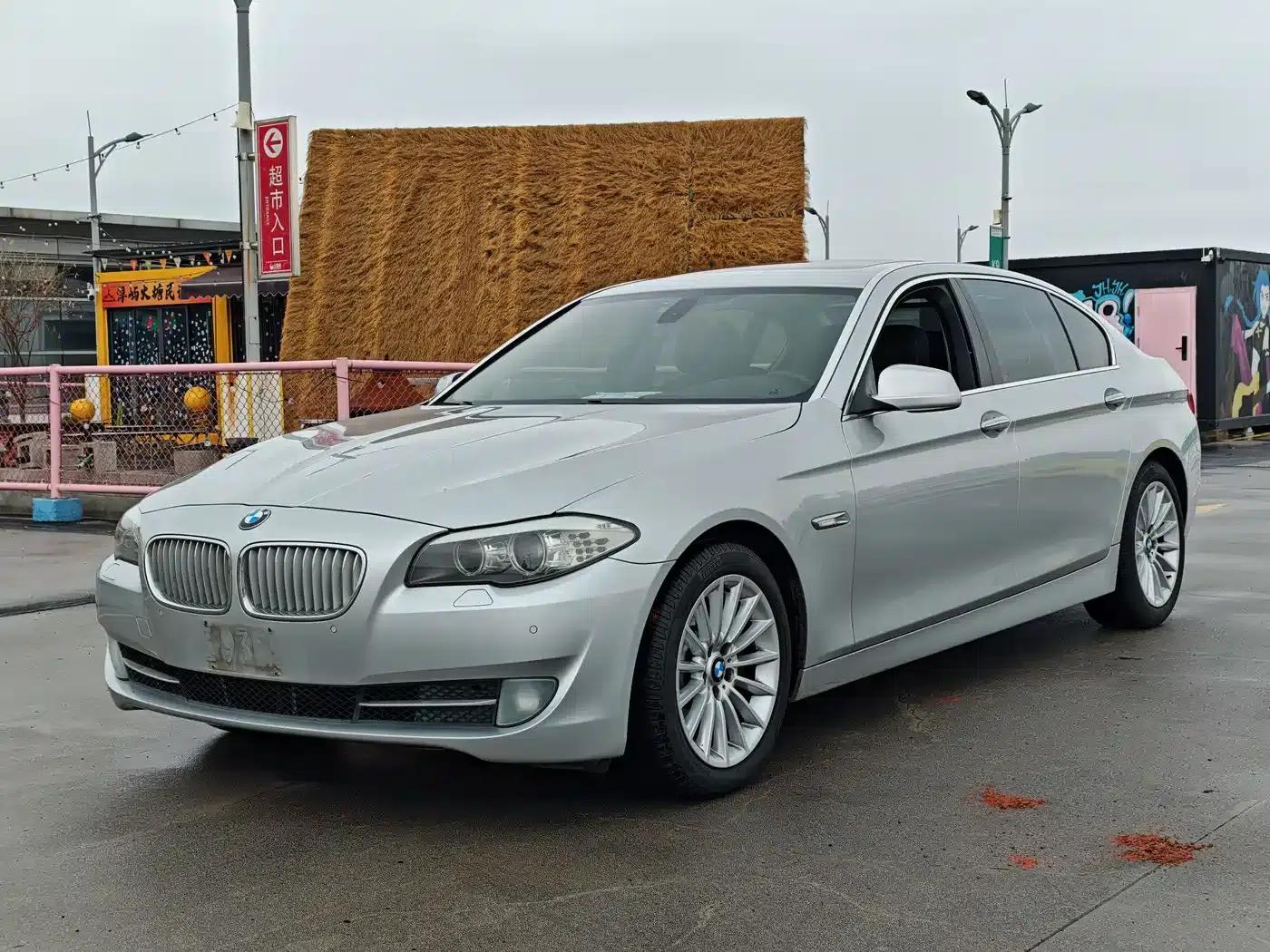 BMW 5 Series 2012 535Li Leading Edition — миниатюра 3