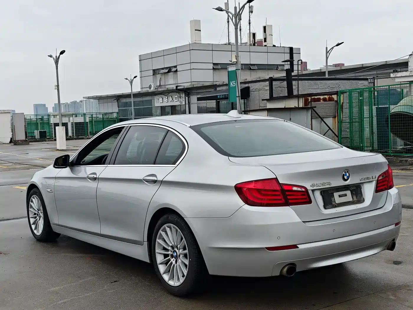 BMW 5 Series 2012 535Li Leading Edition — миниатюра 6