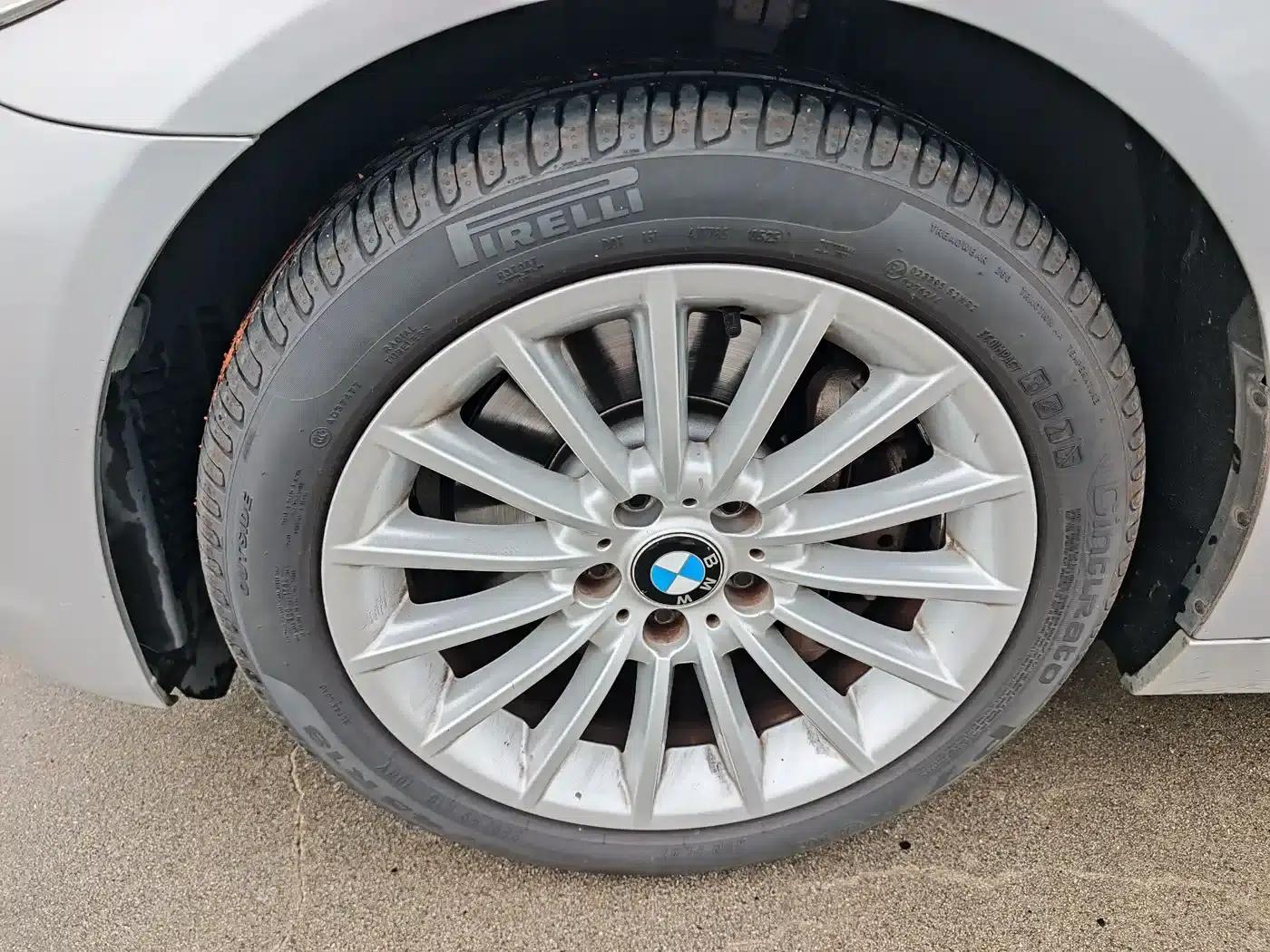 BMW 5 Series 2012 535Li Leading Edition — миниатюра 8