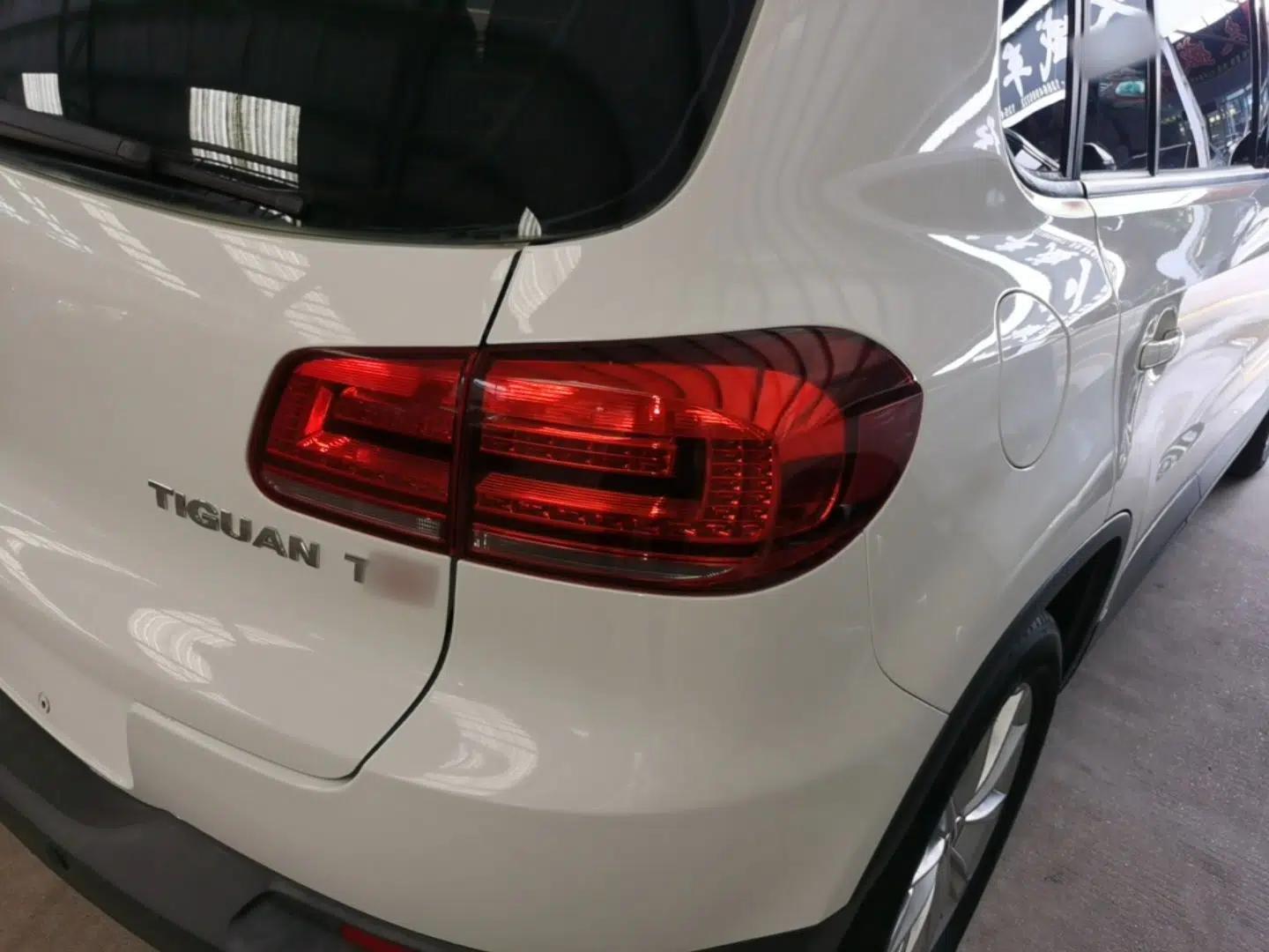 Volkswagen Tiguan 2015 1.8TSI Automatic Two-Wheel Drive Comfort Edition — миниатюра 7