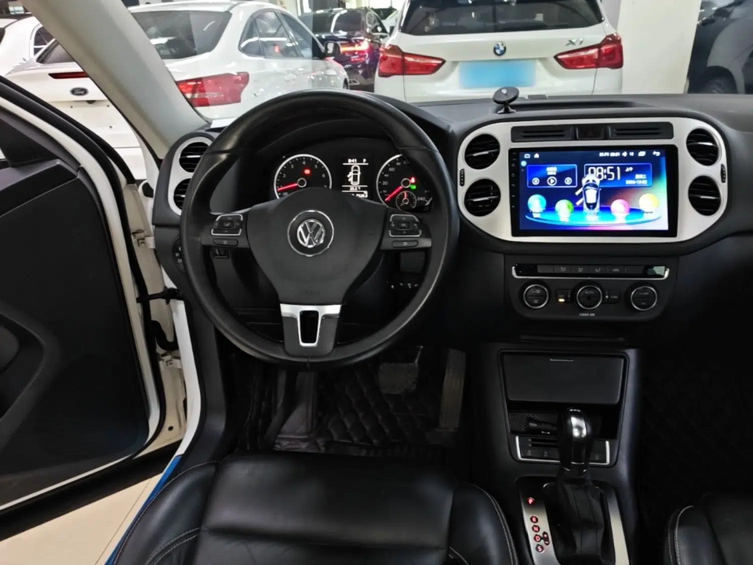 Volkswagen Tiguan 2016 280TSI Automatic Two-Wheel Drive Silk Road Comfort Edition — миниатюра 14