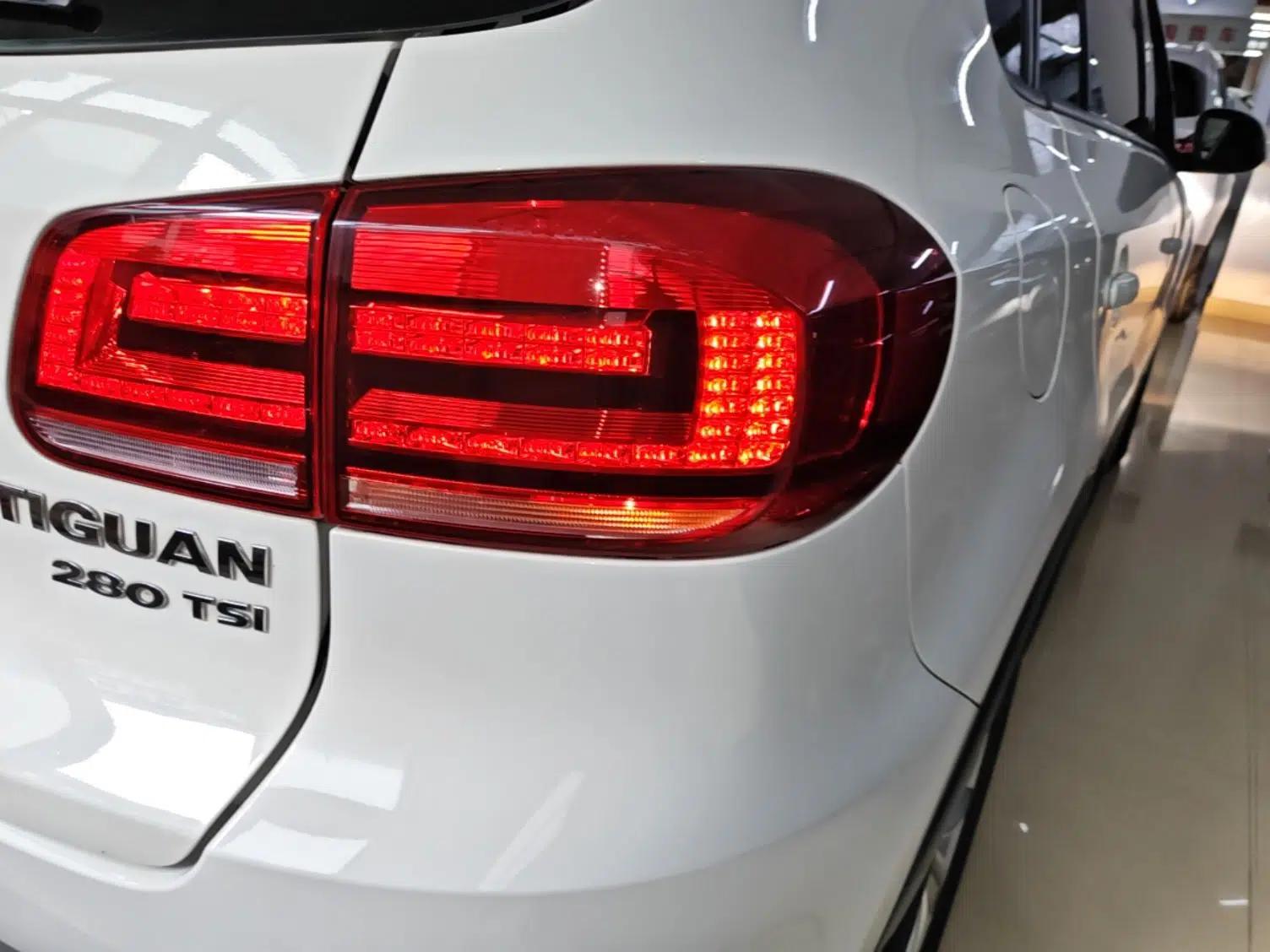 Volkswagen Tiguan 2016 280TSI Automatic Two-Wheel Drive Silk Road Comfort Edition — миниатюра 7
