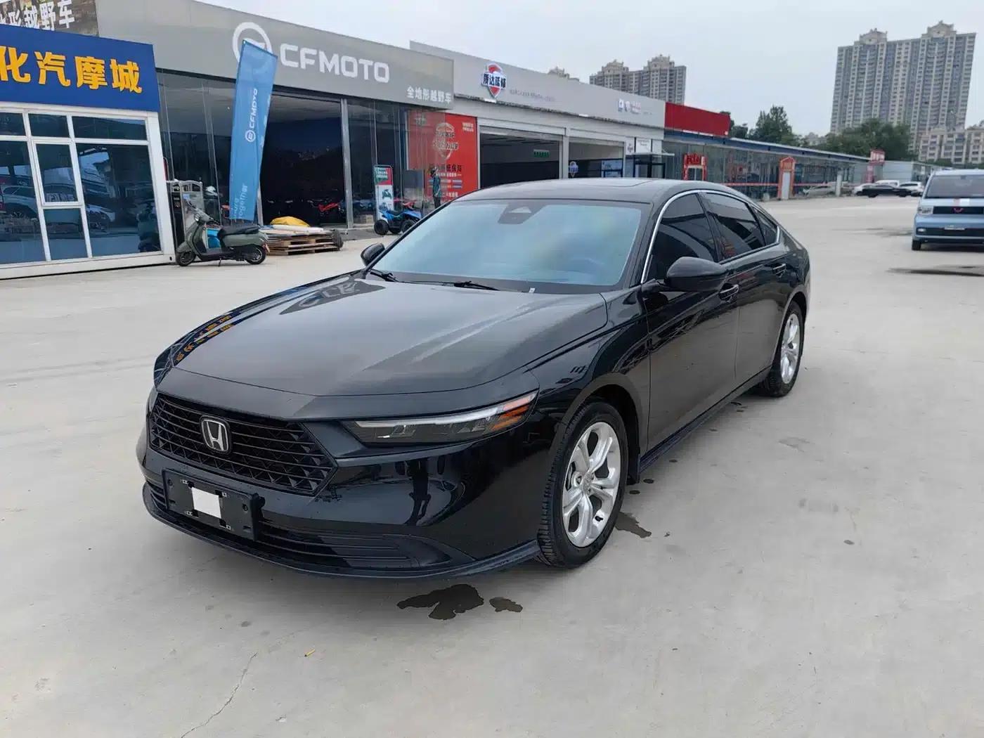 2024 Honda Accord 260TURBO Luxury Edition — миниатюра 1