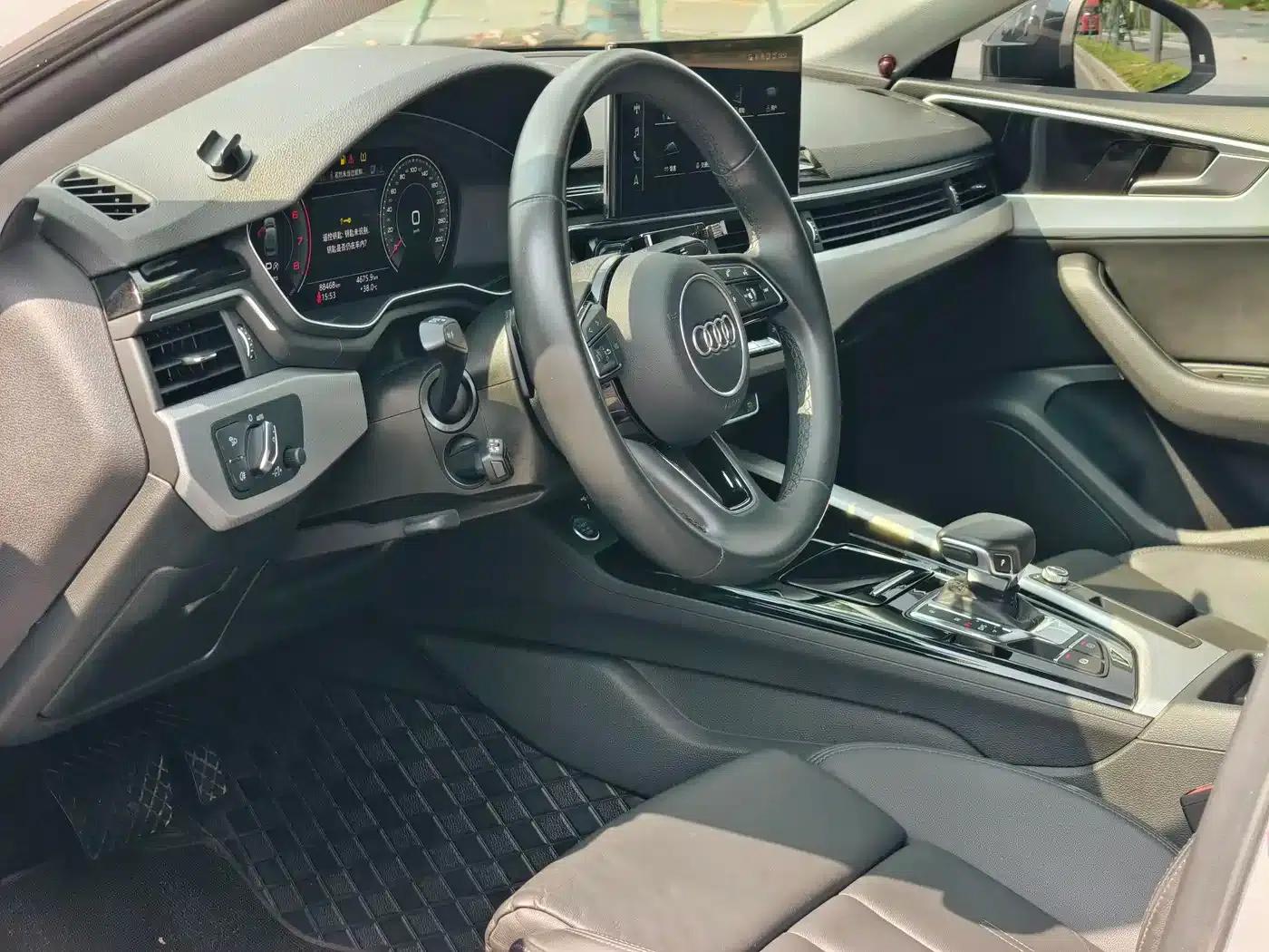 2022 Audi A5 Sportback 40 TFSI (Imported) - Fashionable and Elegant Model — миниатюра 8
