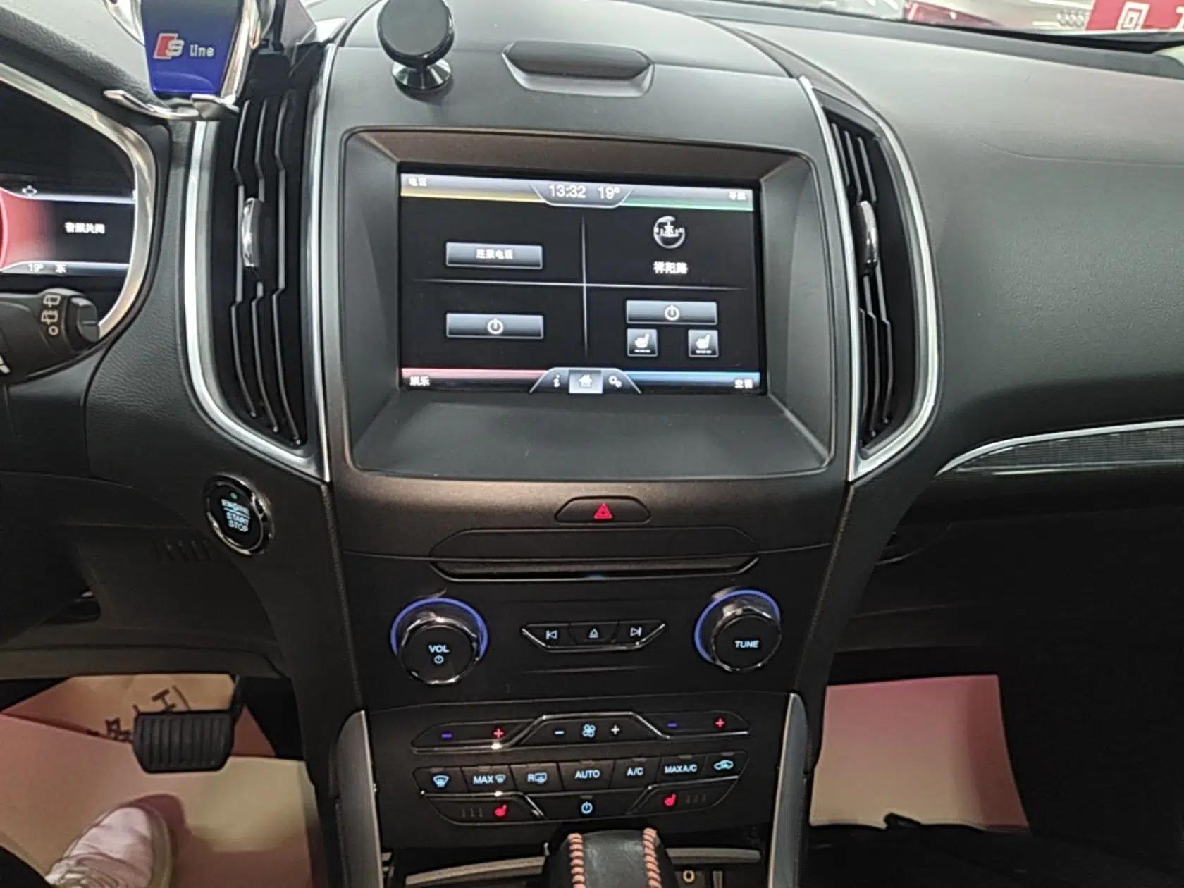 Ford Edge 2015 2.0T GTDi 4x4 High-Grade Model — миниатюра 12