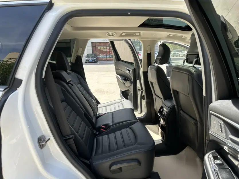 Ford Edge 2015 2.0T GTDi 4x4 High-Grade Model — миниатюра 22