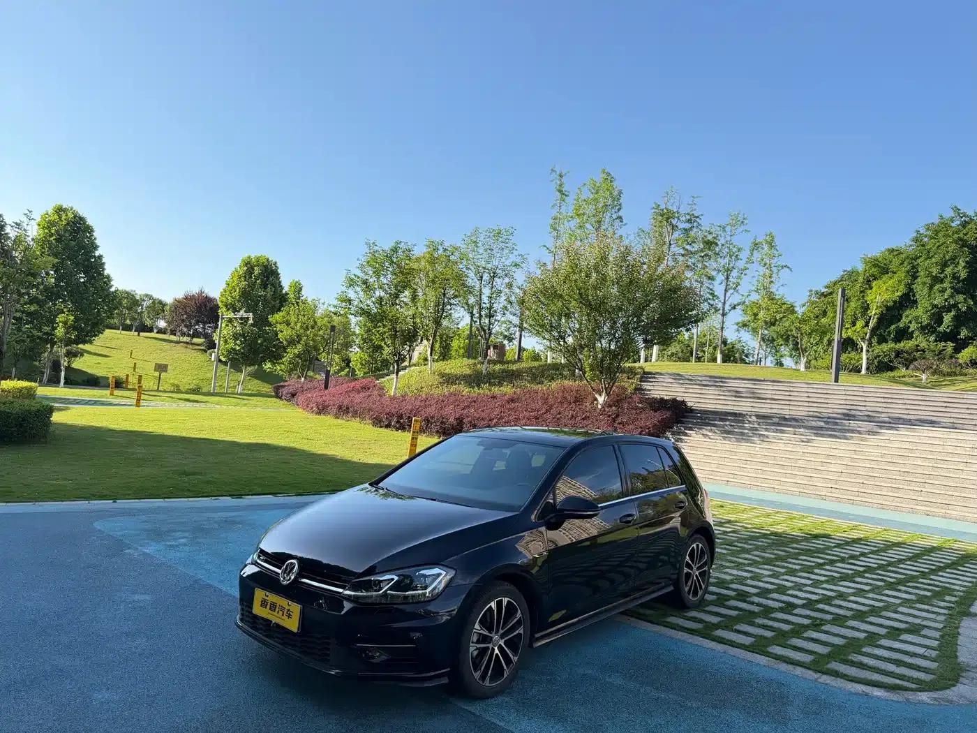 2020 Golf 280TSI DSG R-Line — миниатюра 2