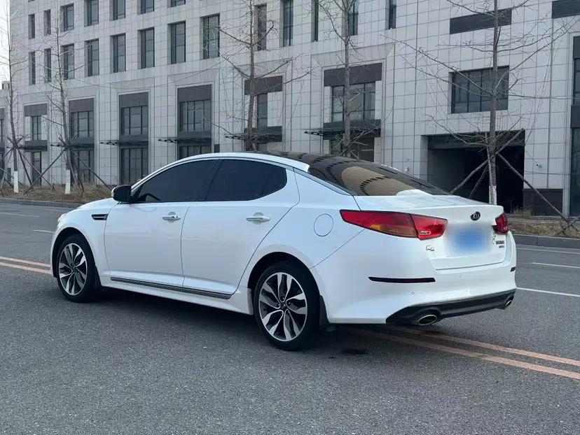 Kia K5 2014 2.0L Automatic LUXURY — миниатюра 4