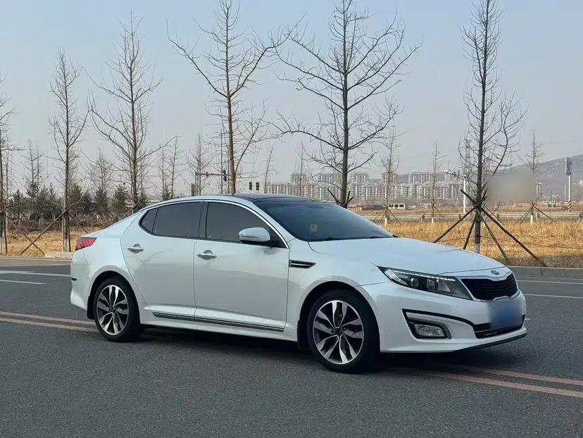 Kia K5 2014 2.0L Automatic LUXURY — миниатюра 7