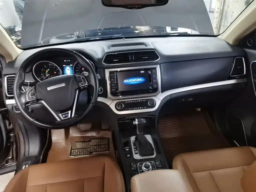 Haval H6 Coupe 2016 Blue Label 1.5T Automatic 2WD Urban Edition — миниатюра 10