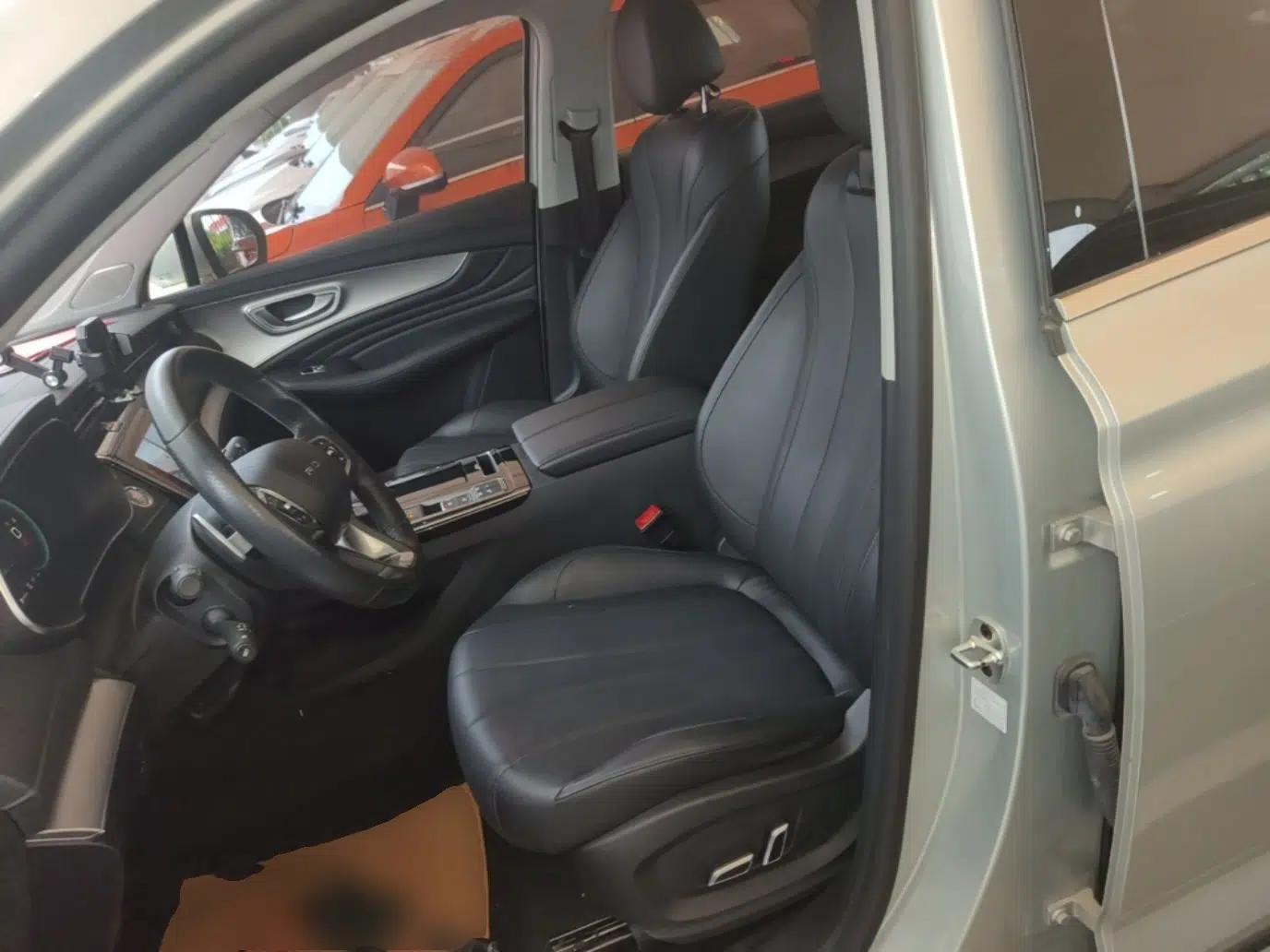 Roewe RX5 eMAX 2020 500 PHEV 4G-Connected Luxury Edition — миниатюра 18