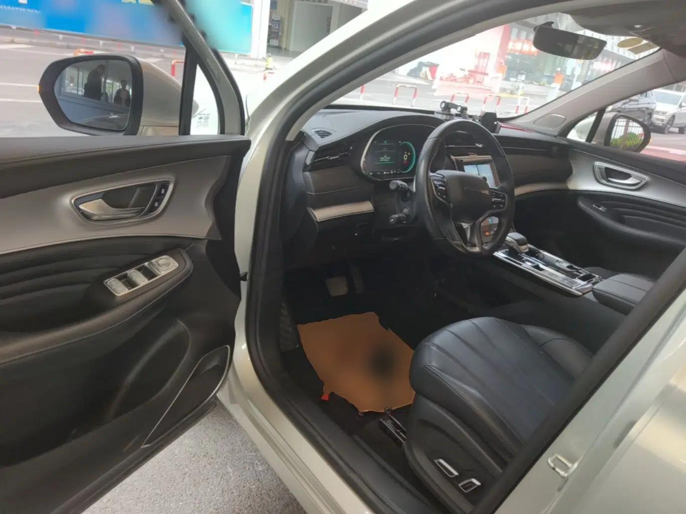 Roewe RX5 eMAX 2020 500 PHEV 4G-Connected Luxury Edition — миниатюра 19