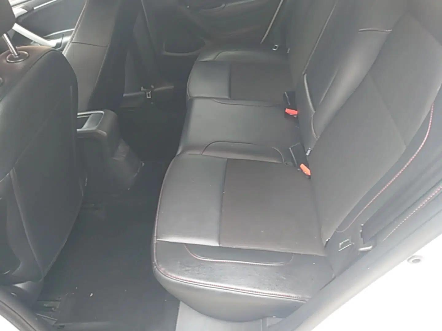 Citroen C3-XR 2015 1.6THP Automatic Pioneer Model — миниатюра 20