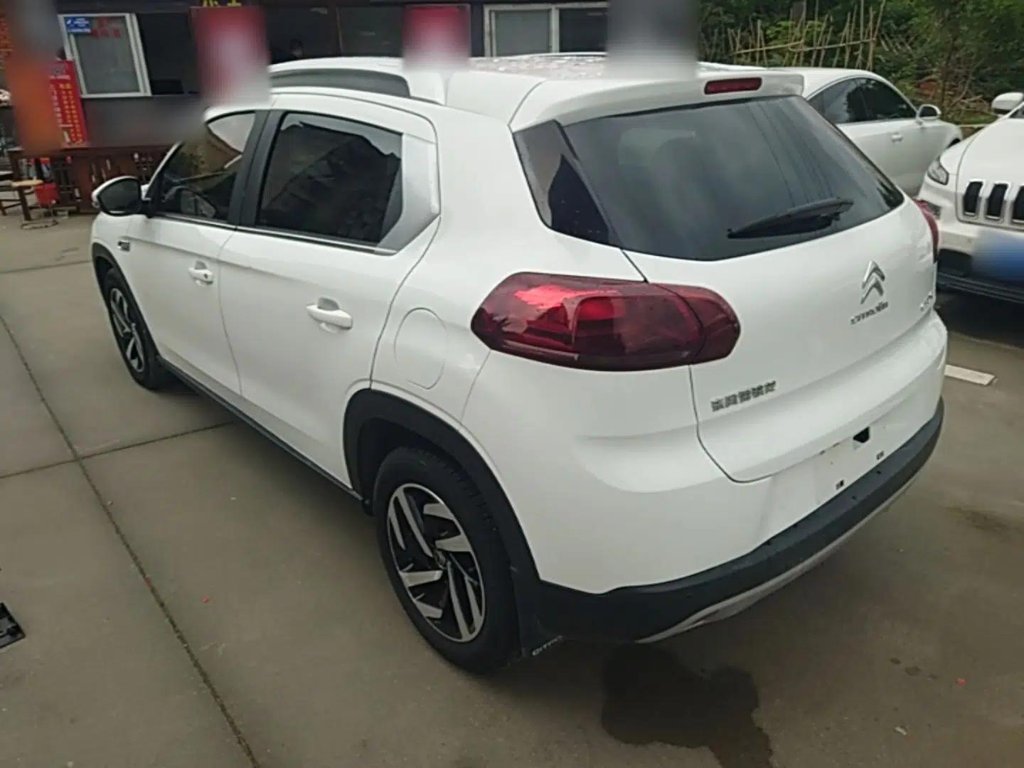 Citroen C3-XR 2015 1.6THP Automatic Pioneer Model — миниатюра 4
