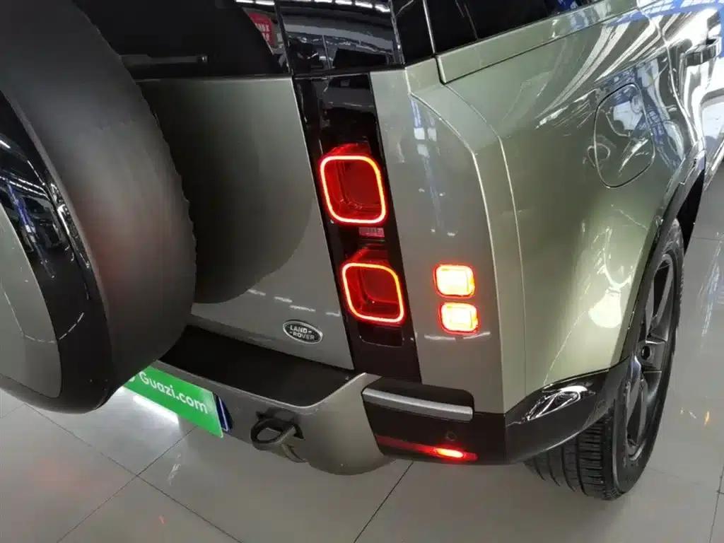 2023 Land Rover Defender Facelift 110 3.0T P400 X-DYNAMIC HSE — миниатюра 8