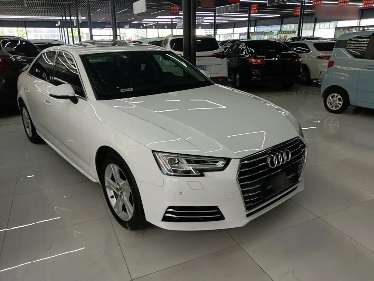 Audi A4L 2018 30th Anniversary Edition 40 TFSI Trendy Model — миниатюра 3