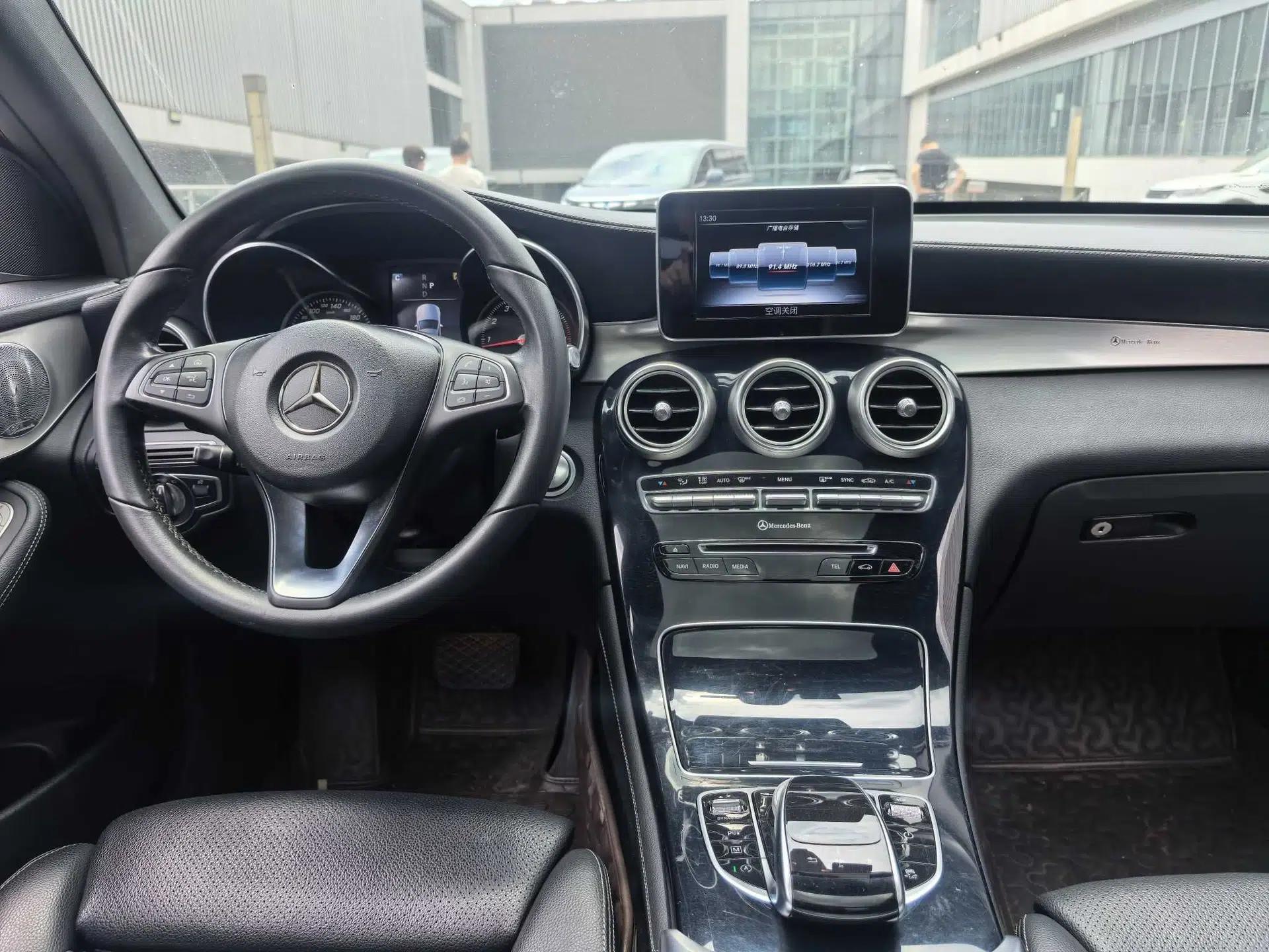 Mercedes-Benz GLC 2017 GLC 200 4MATIC — миниатюра 19