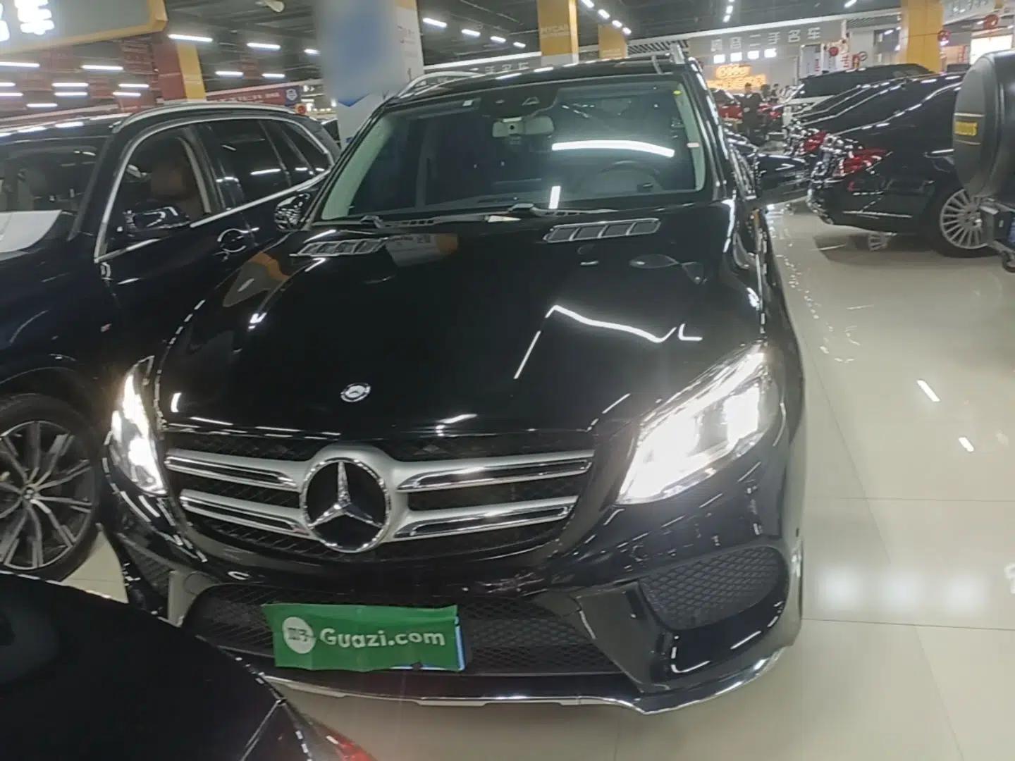 Mercedes-Benz GLE 2017 GLE 320 4MATIC Dynamic Model — миниатюра 2
