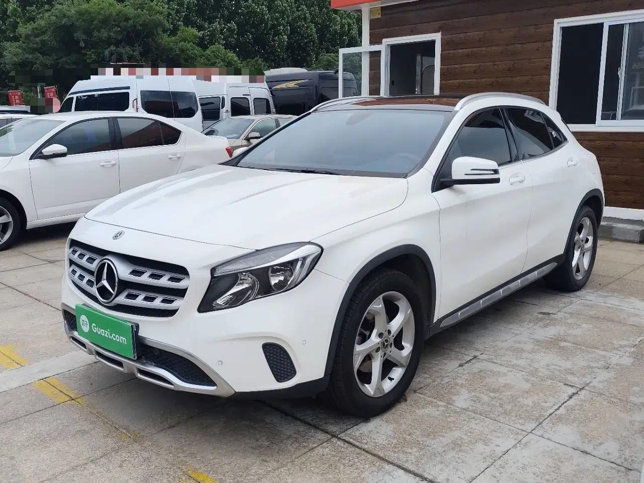Mercedes-Benz GLA 2019 GLA 200 Dynamic Edition — миниатюра 1