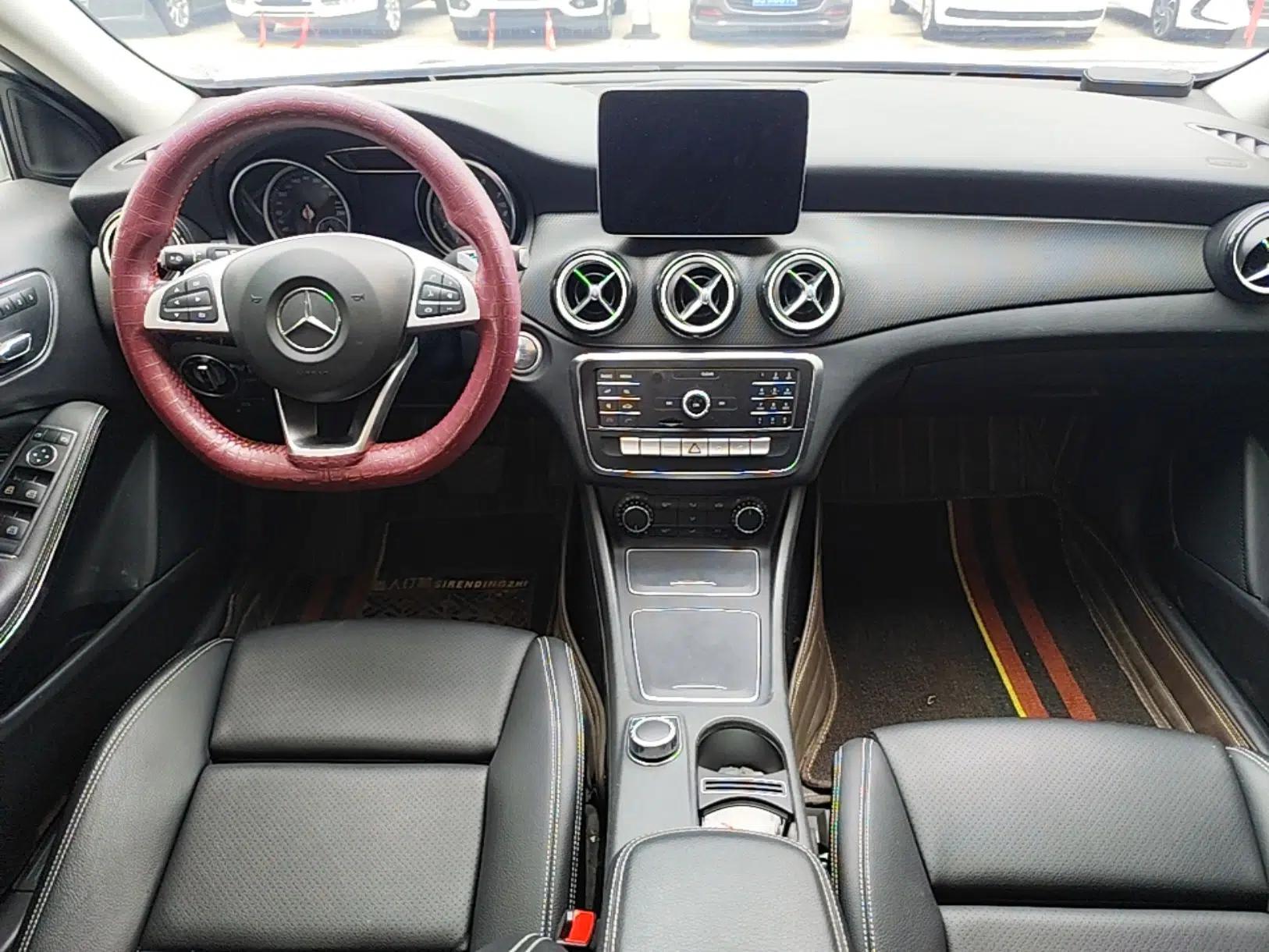 Mercedes-Benz GLA 2019 GLA 200 Dynamic Edition — миниатюра 13