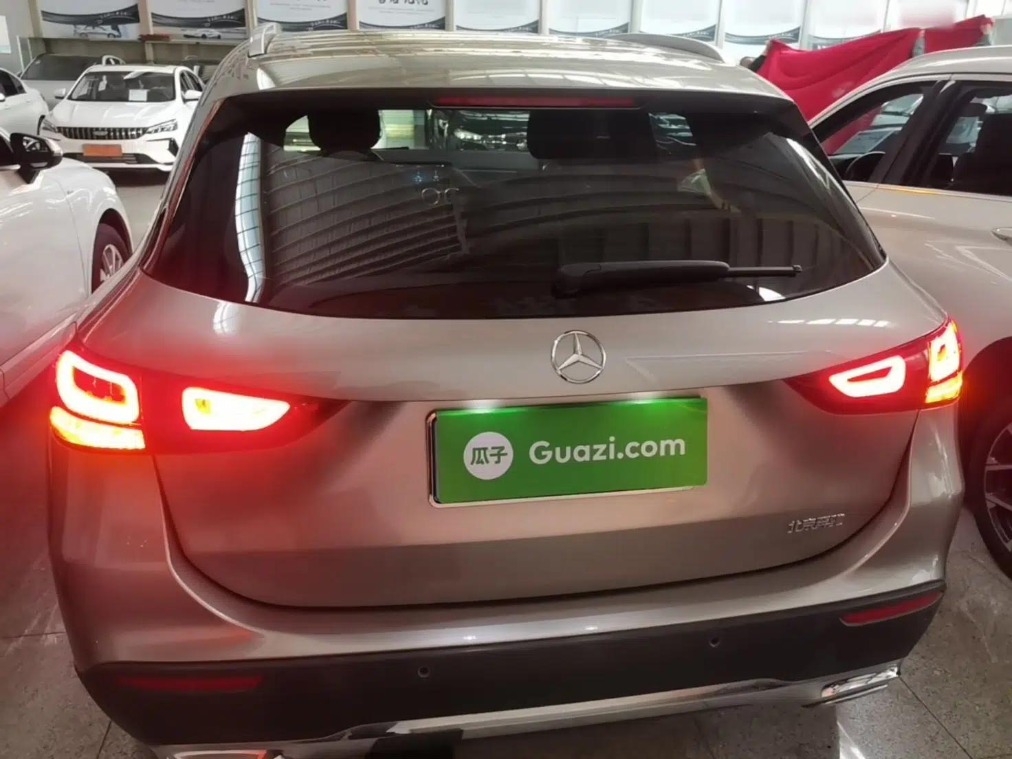 Mercedes-Benz GLA 2020 GLA 200 — миниатюра 3