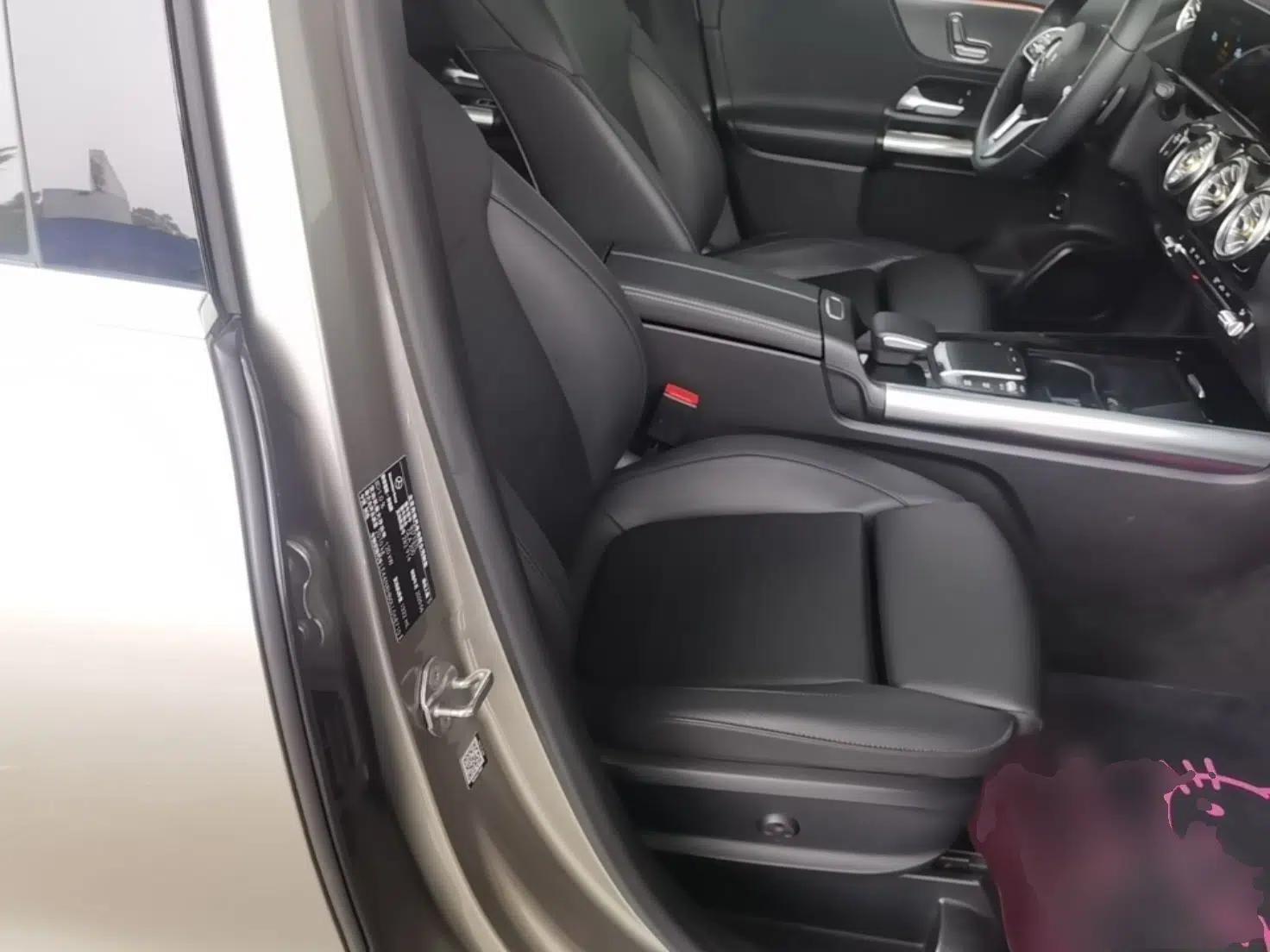 Mercedes-Benz GLA 2020 GLA 200 — миниатюра 23