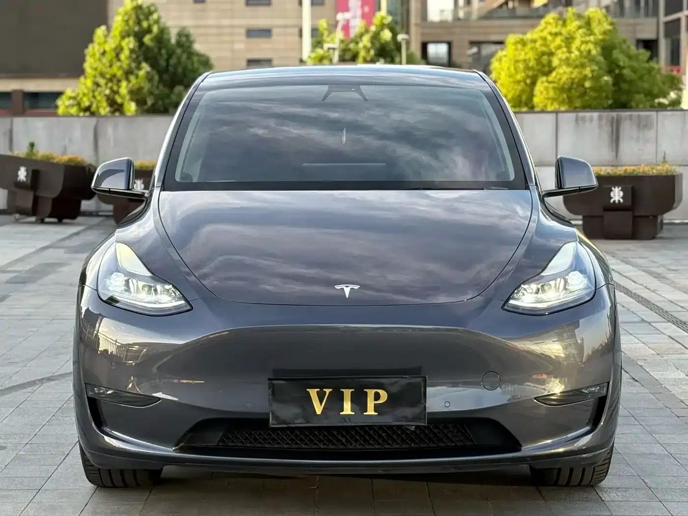 Model Y 2021 Facelift II - Long Range All-Wheel Drive — миниатюра 2