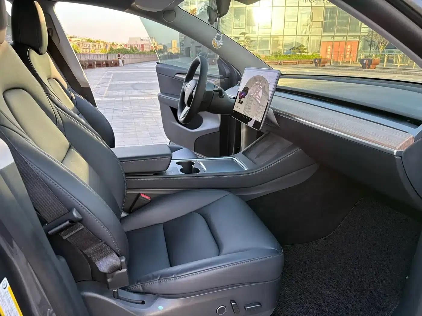 Model Y 2021 Facelift II - Long Range All-Wheel Drive — миниатюра 6
