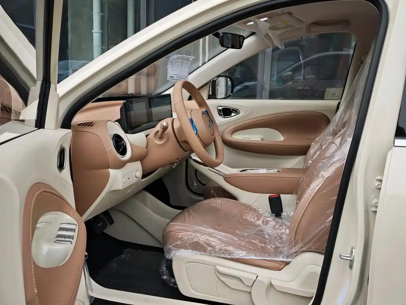 Wuling Bingo 2025 Model, 333km Range, Lingxi Connected Edition — миниатюра 4