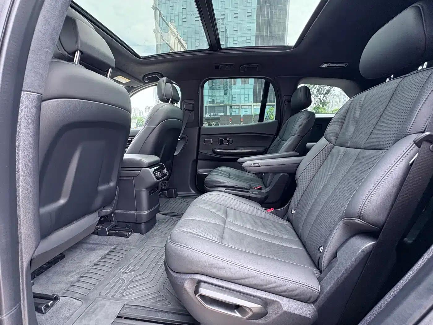 NIO ES8 2020 Model 415KM Six-Seater — миниатюра 13