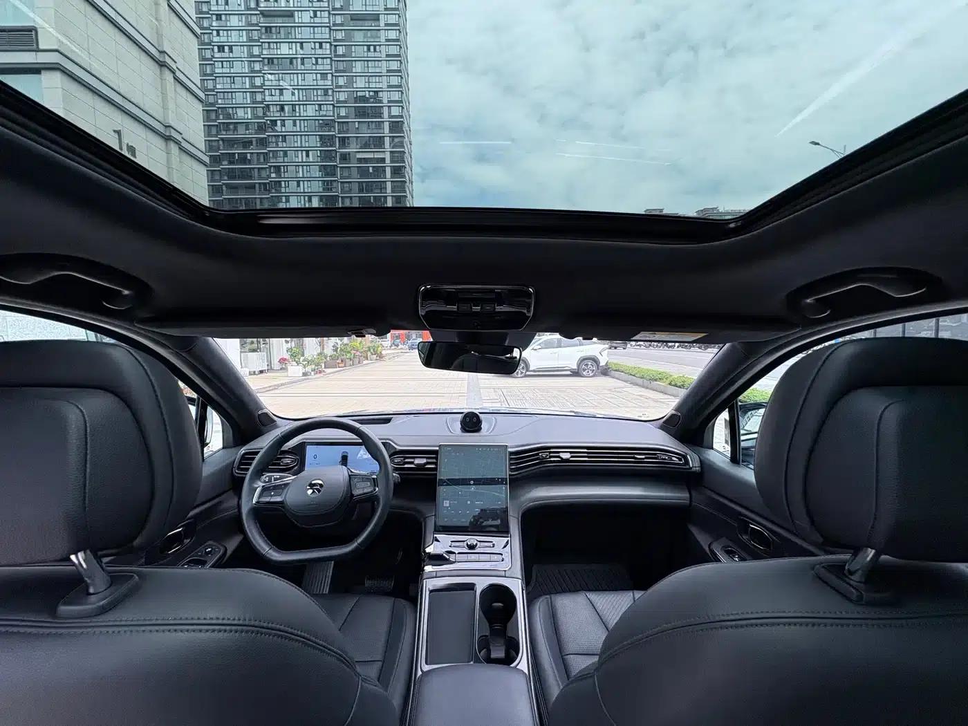 NIO ES8 2020 Model 415KM Six-Seater — миниатюра 14