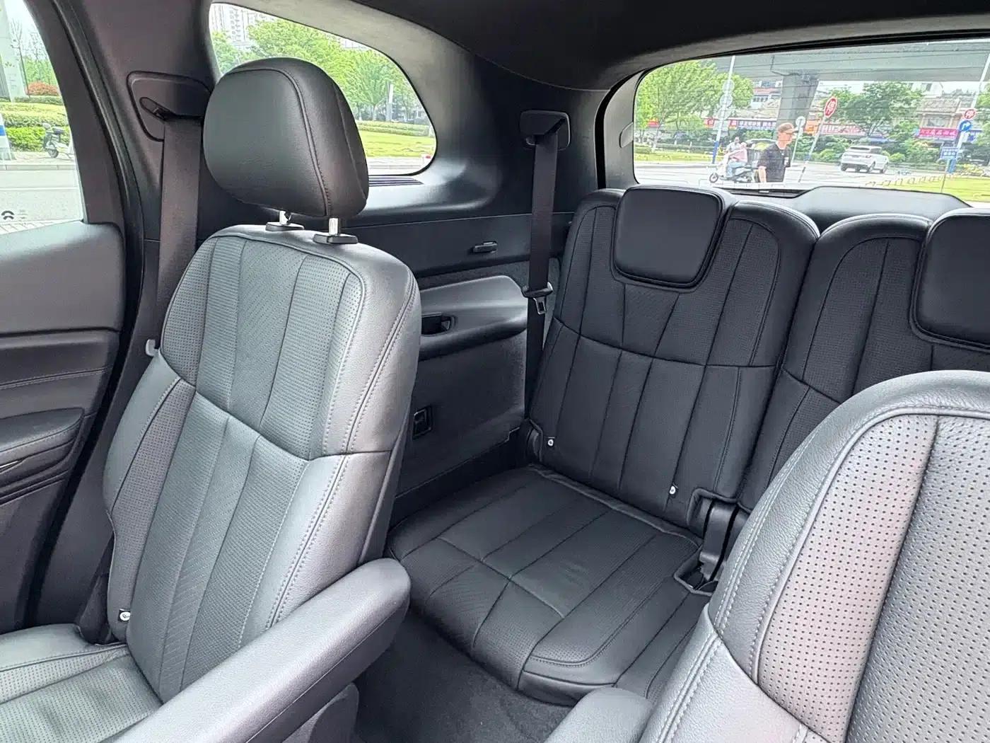 NIO ES8 2020 Model 415KM Six-Seater — миниатюра 16